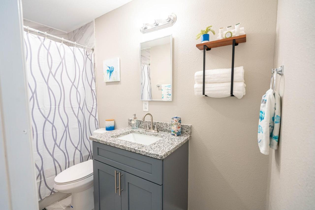 University Serenity Suites Tampa Extérieur photo
