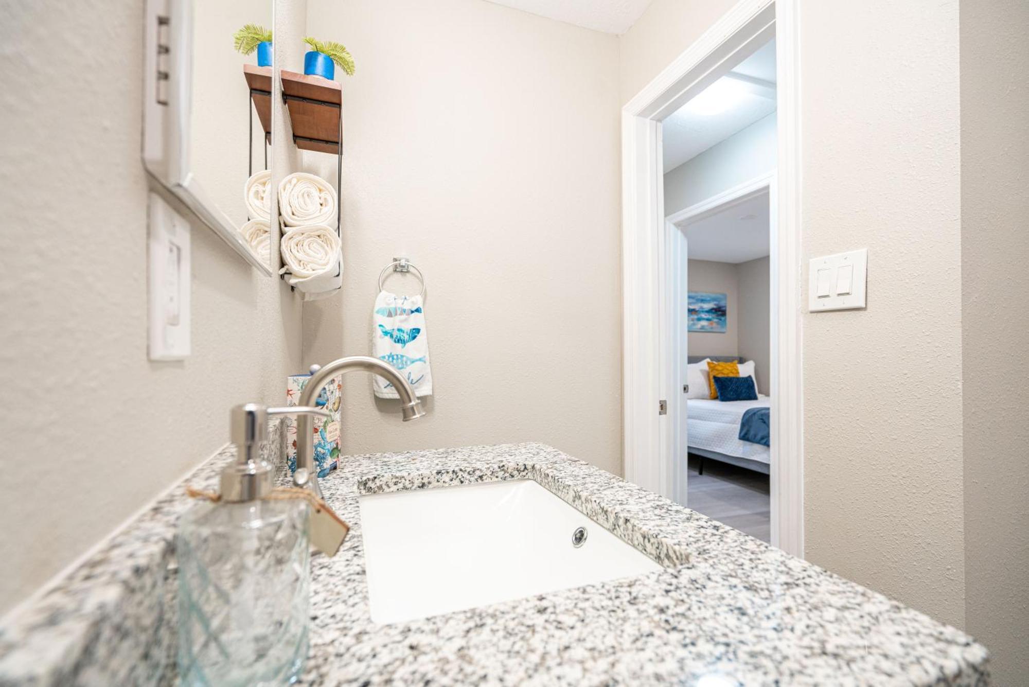 University Serenity Suites Tampa Extérieur photo