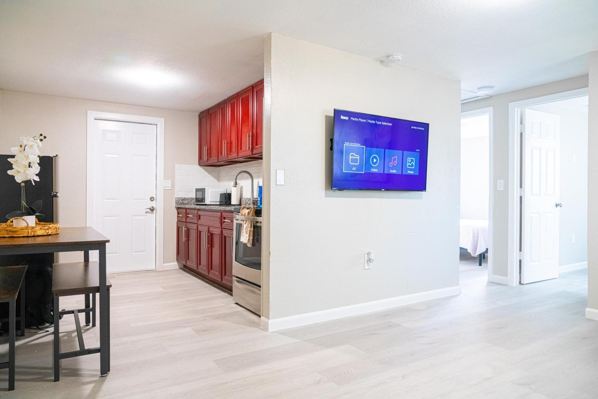 University Serenity Suites Tampa Extérieur photo